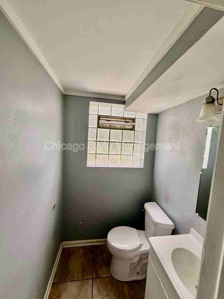 4507 Balmoral Dr - Photo 6 of 9