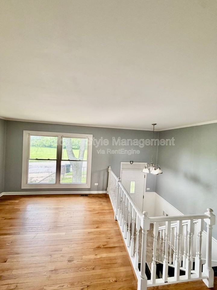 4507 Balmoral Dr - Photo 7 of 9