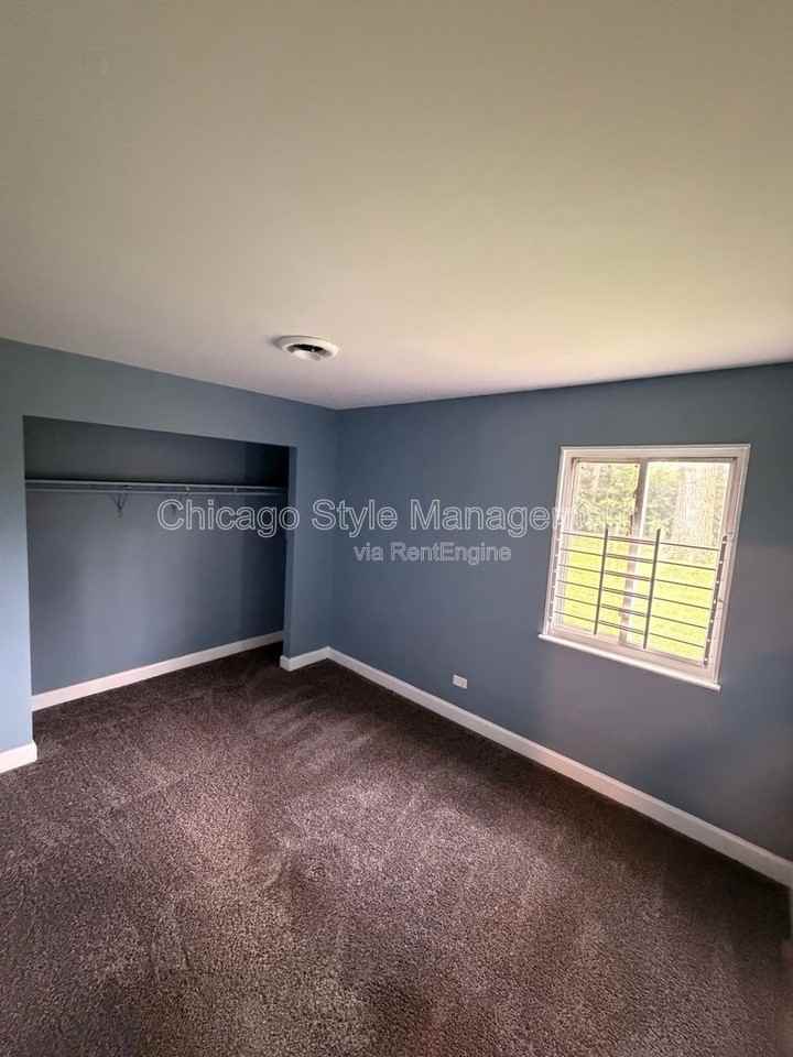 1928 Campbell Ave - Photo 4 of 10