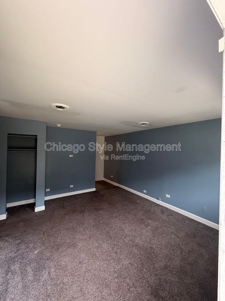 1928 Campbell Ave - Photo 7 of 9