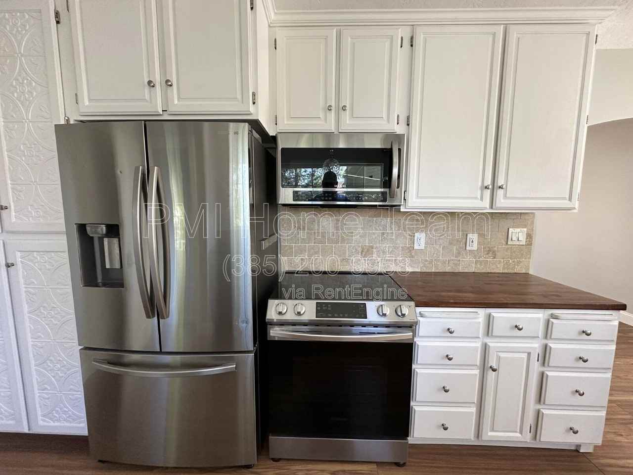 33 Sylvia Dr - Photo 4 of 14