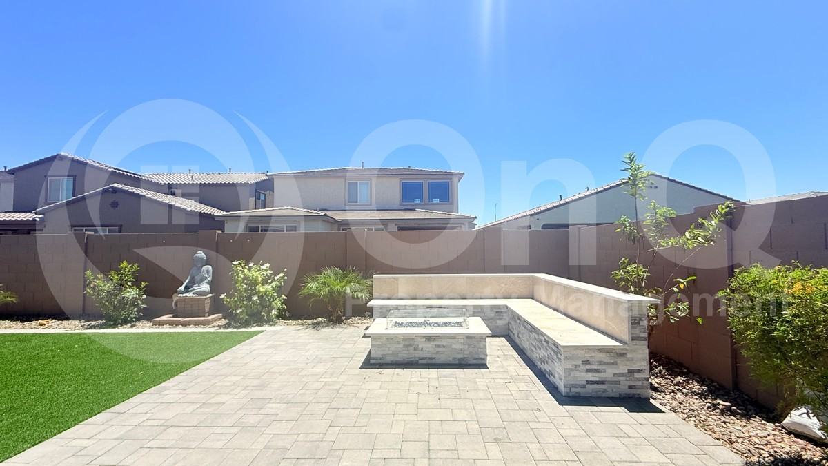 12129 W Luxton Ln - Photo 4 of 6