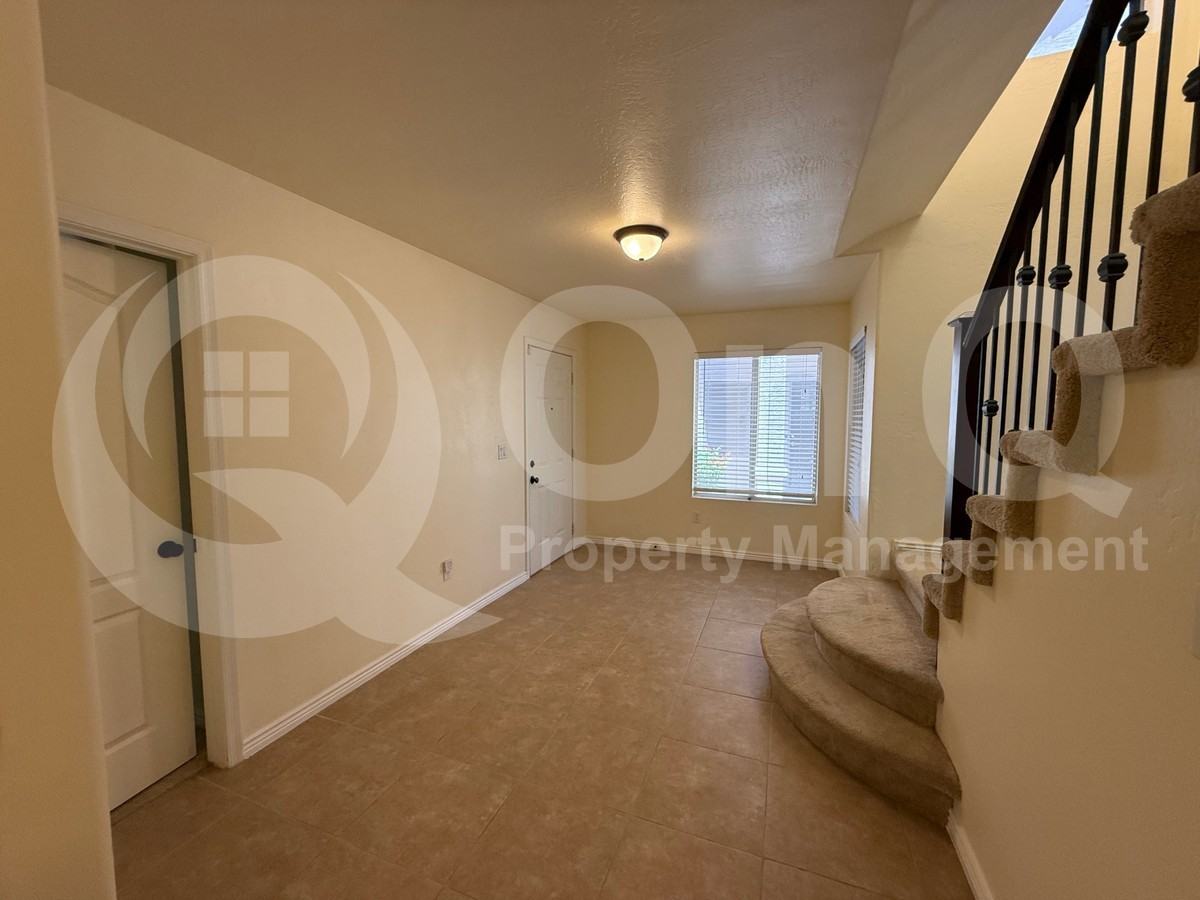 20415 N 17th Pl - Photo 4 of 37