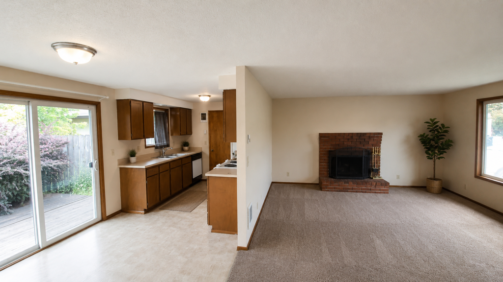 4461 Hilton Dr - Photo 2 of 8