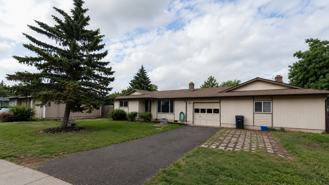 4461 Hilton Dr - Photo 1 of 1