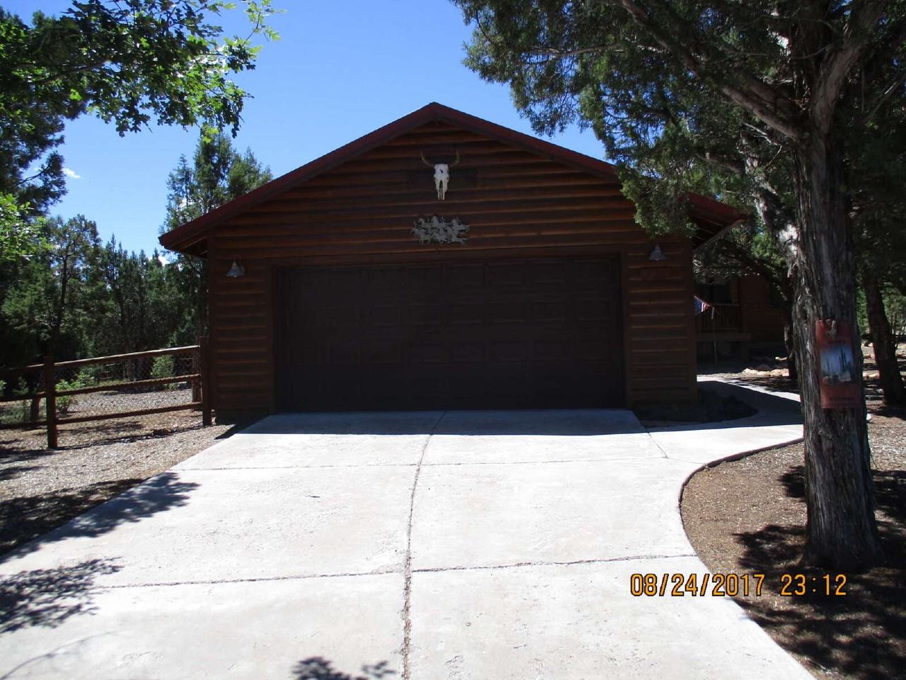 1561 N Mustang Run - Photo 2 of 13