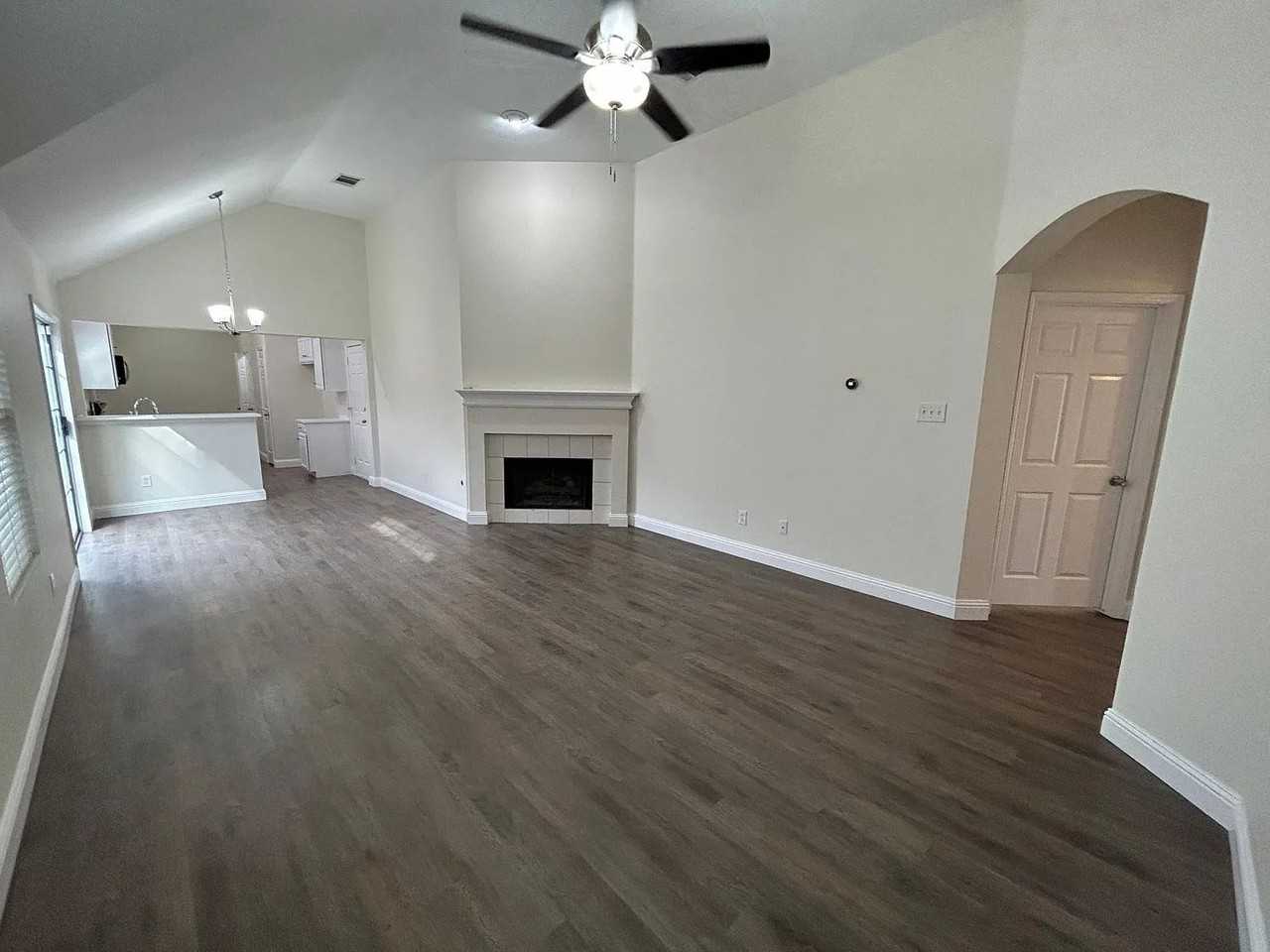 4113 Denham Way - Photo 3 of 13