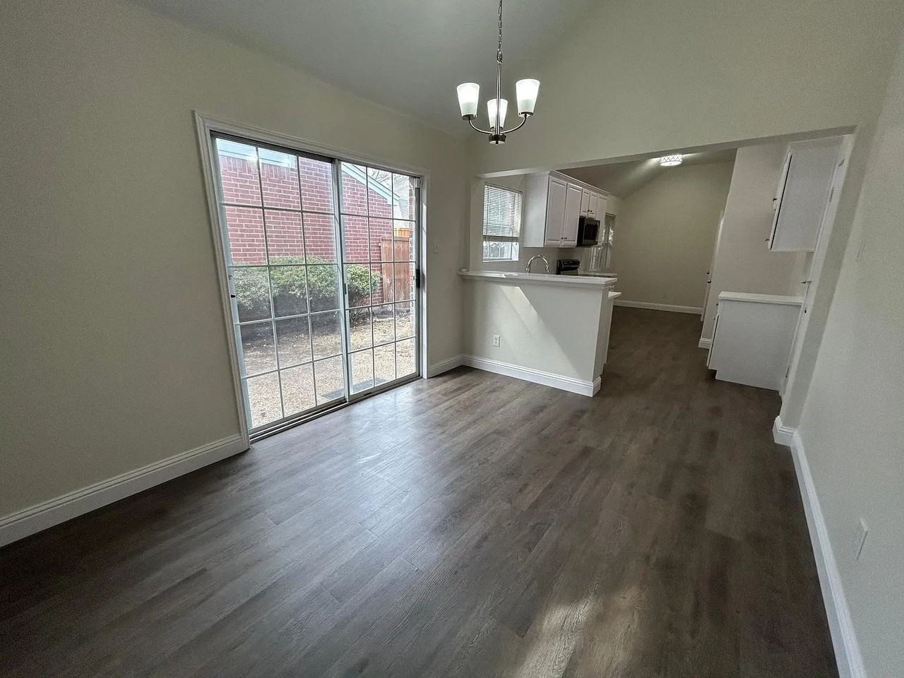 4113 Denham Way - Photo 6 of 13