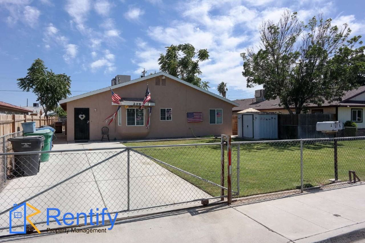 209 E Moneta Ave #B - Photo 5 of 31