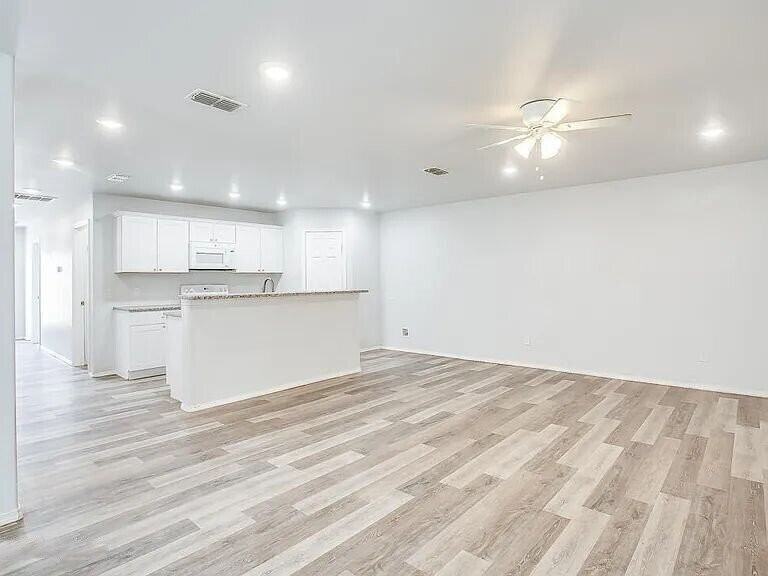 5514 Jarvis St #A - Photo 5 of 15