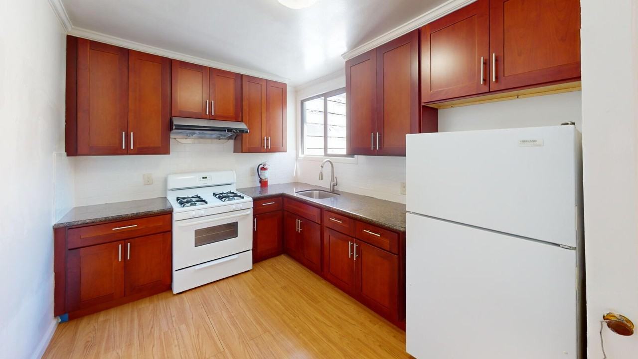 3421 Anza St - Photo 5 of 12
