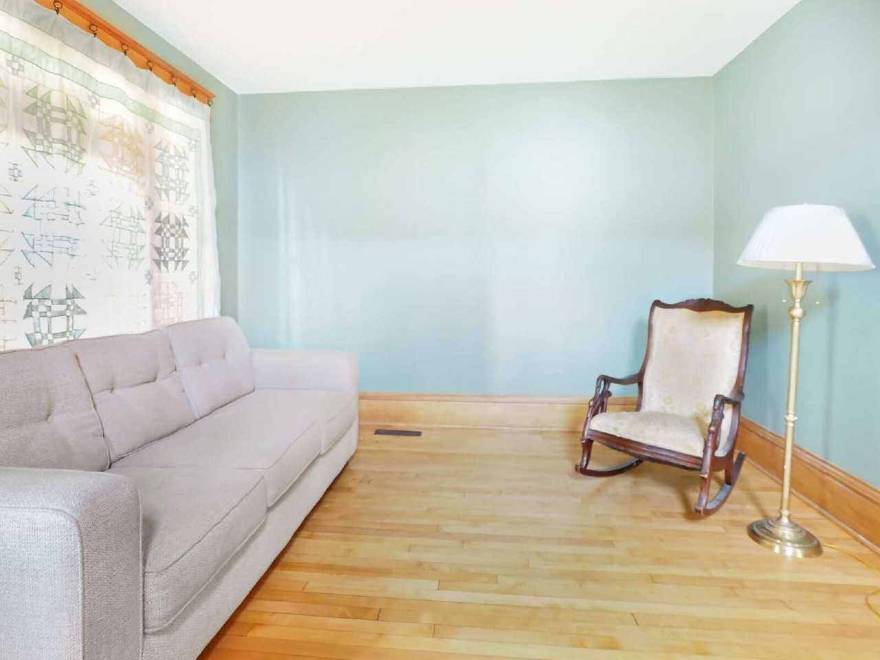 1182 Woodbridge St - Photo 2 of 17