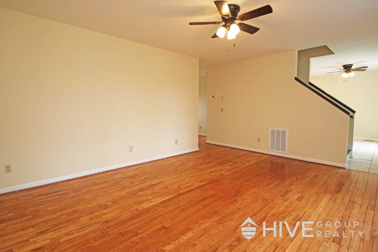 1345 Goldfinch Dr - Photo 6 of 22