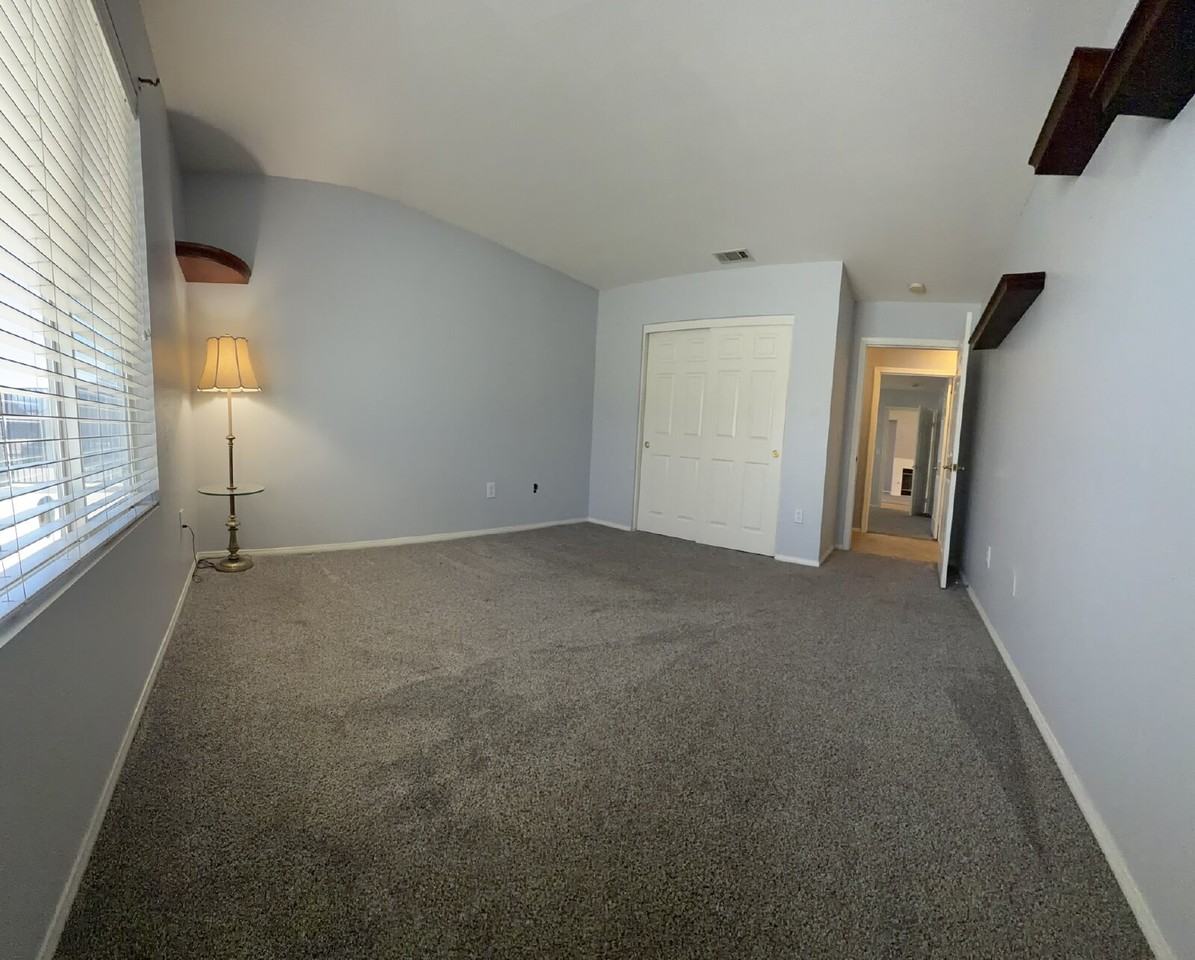 1245 Millie Dr - Photo 6 of 15