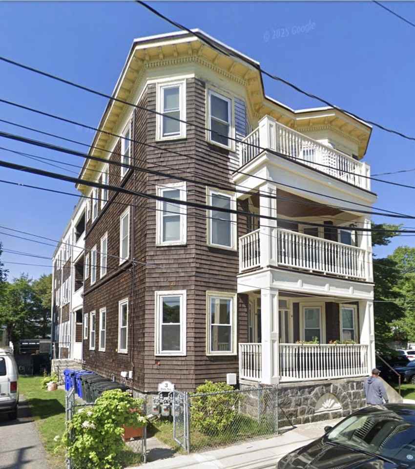 3 Dana Ave #2