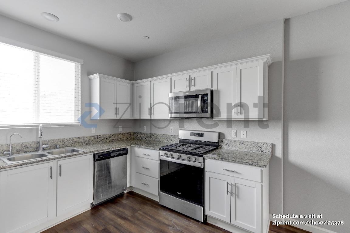 174 Sullivan Dr - Photo 6 of 21