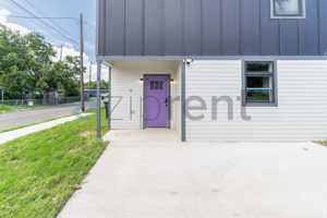 featured image of 1008 York Ave #A