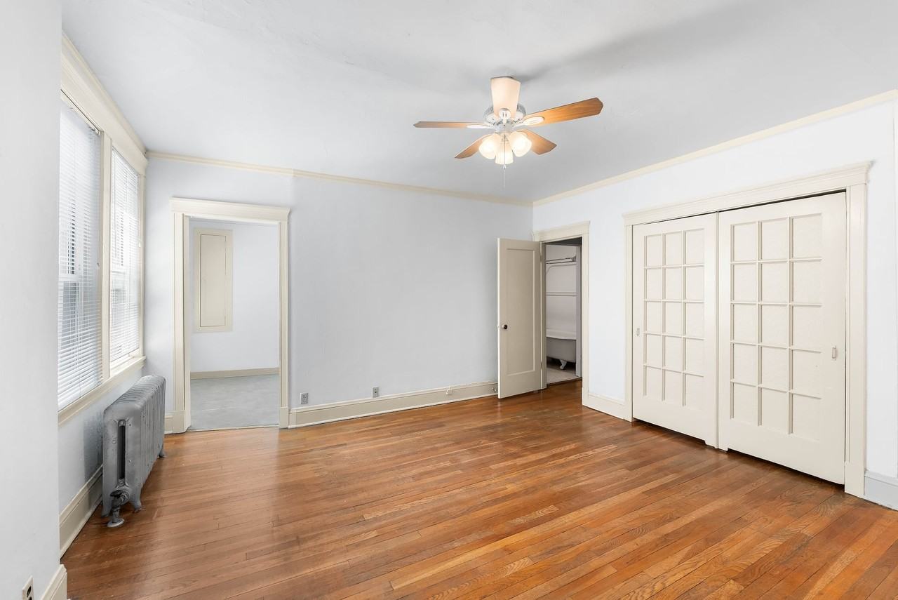 Paramount Apartments - Photo 6 of 35