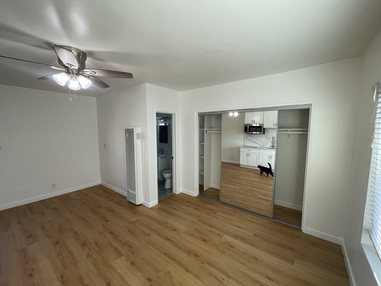 Navy Street Apartments - Photo 5 of 20