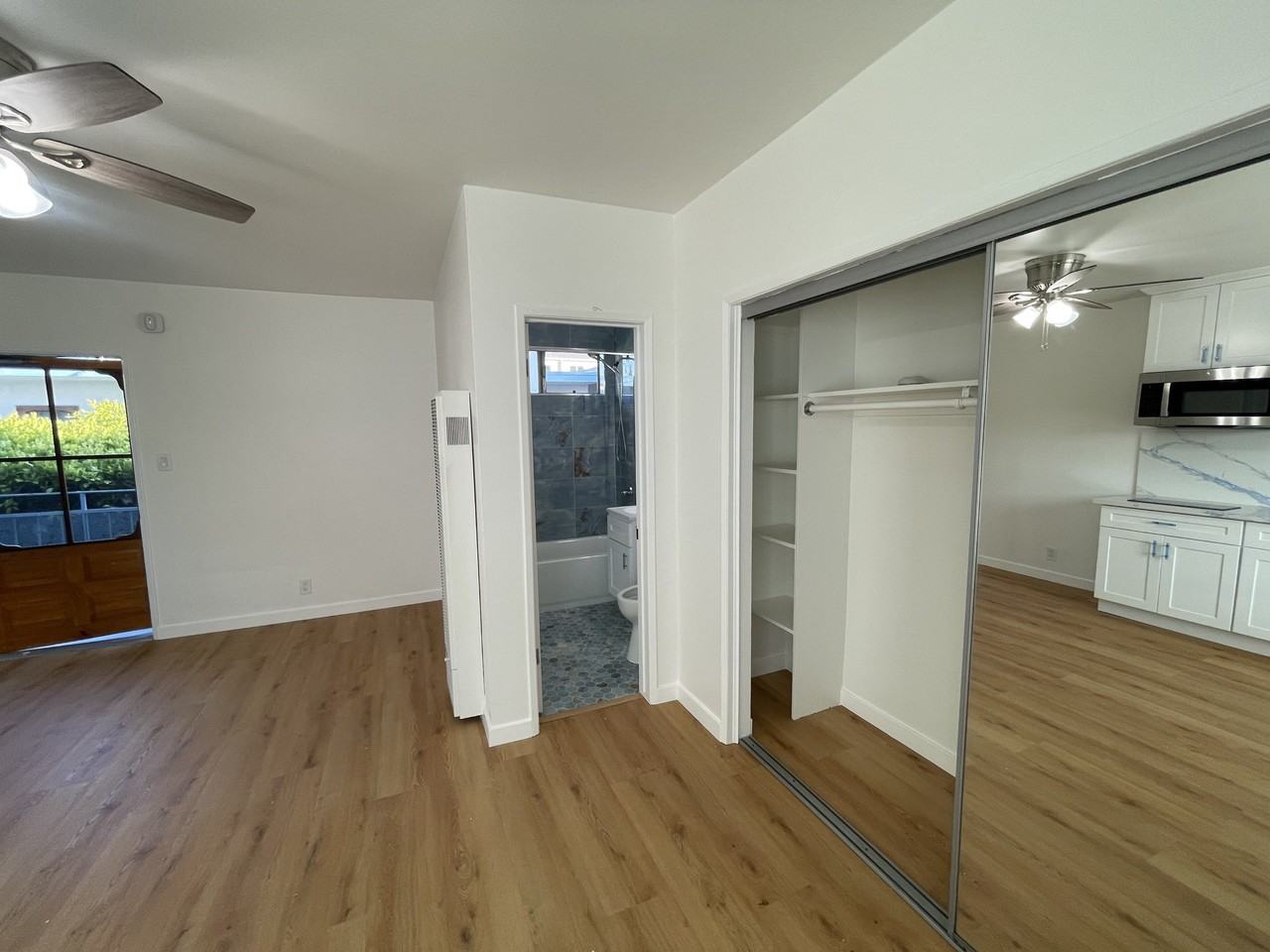 Navy Street Apartments - Photo 7 of 20