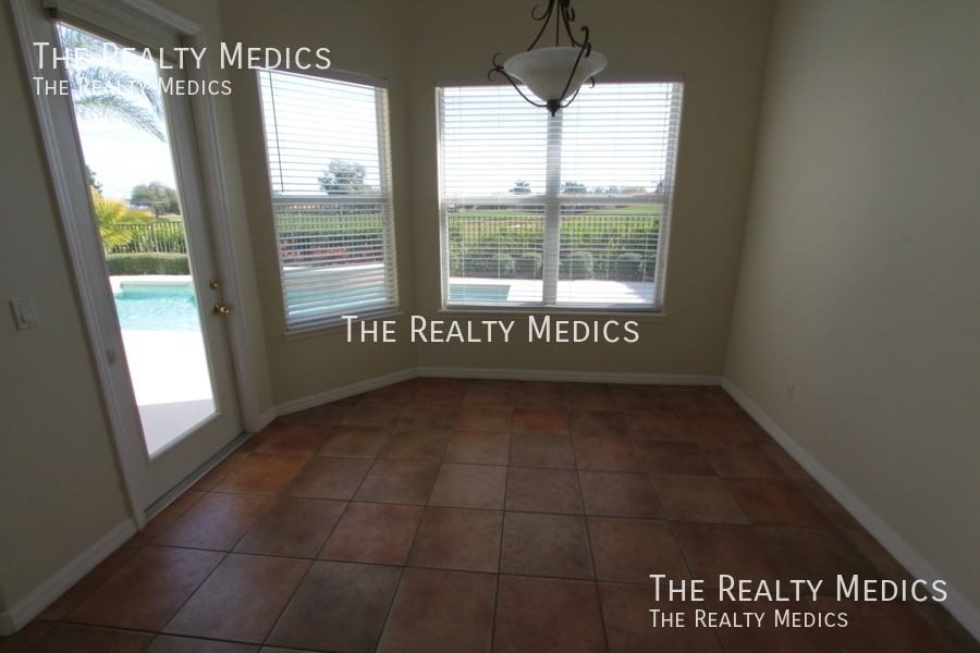 2521 Roat Dr - Photo 4 of 13