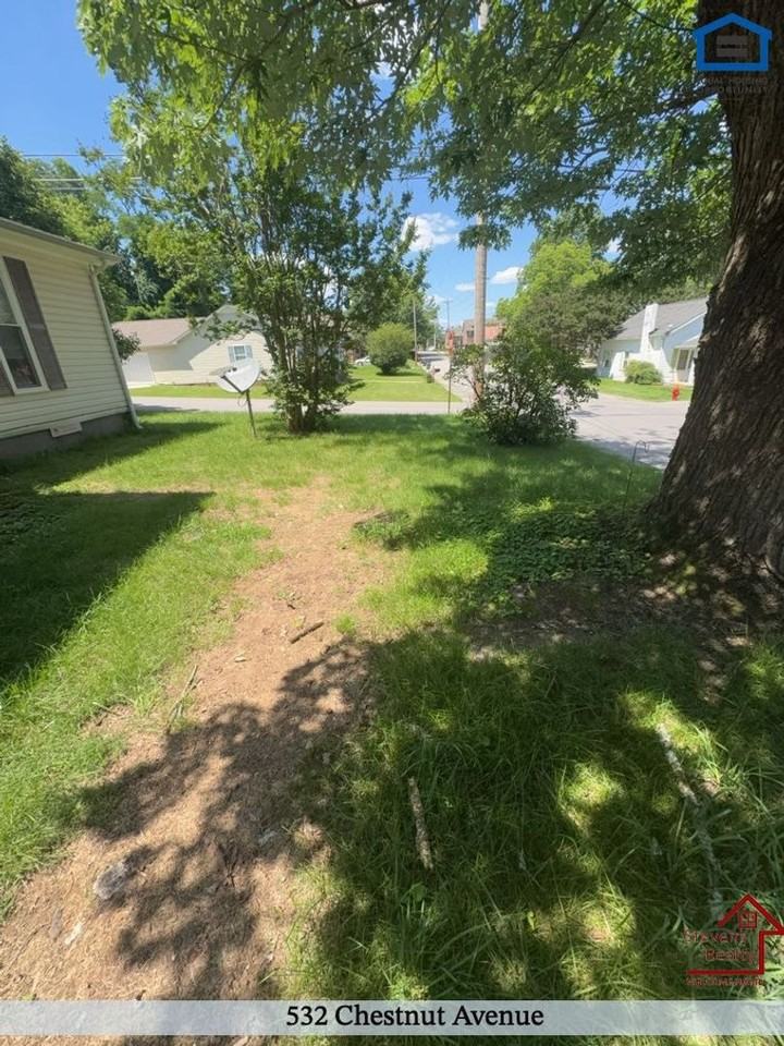 532 Chestnut Ave - Photo 5 of 15