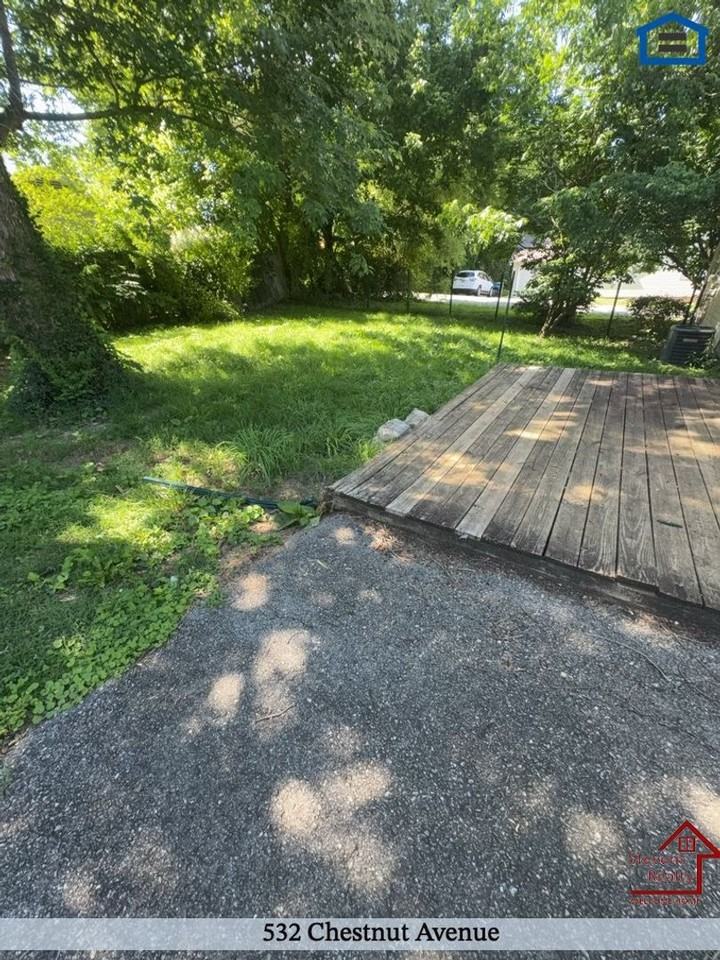 532 Chestnut Ave - Photo 6 of 15