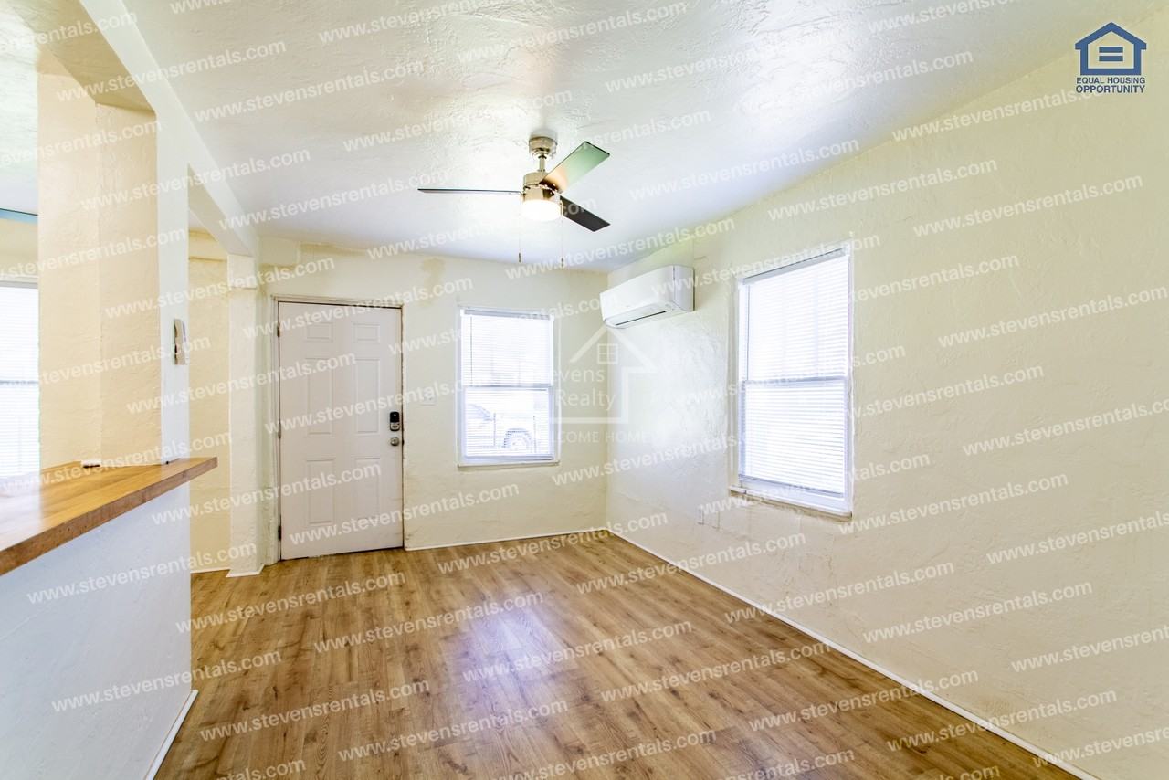 1308 Nw Williams Ave - Photo 7 of 30