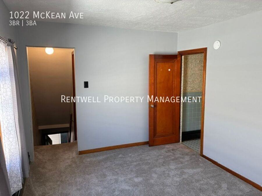 1022 Mckean Ave - Photo 6 of 19