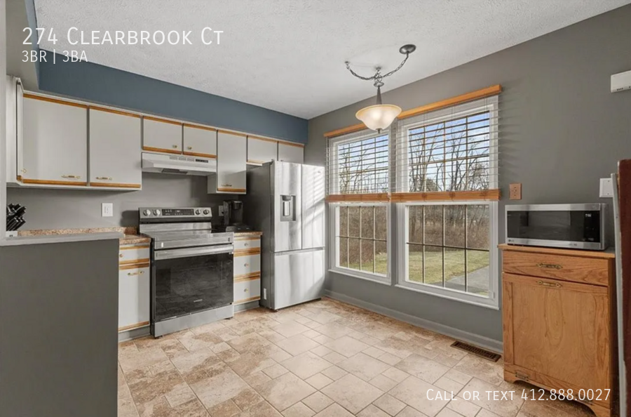274 Clearbrook Ct - Photo 3 of 19