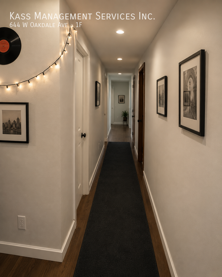 644 W Oakdale Ave #1F - Photo 7 of 10