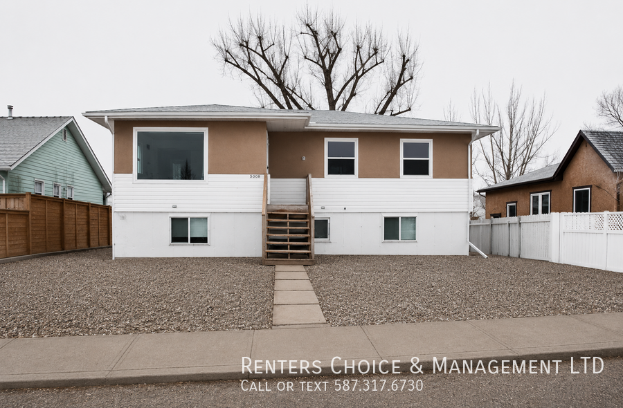 5008A 41 Ave - Photo 3 of 16