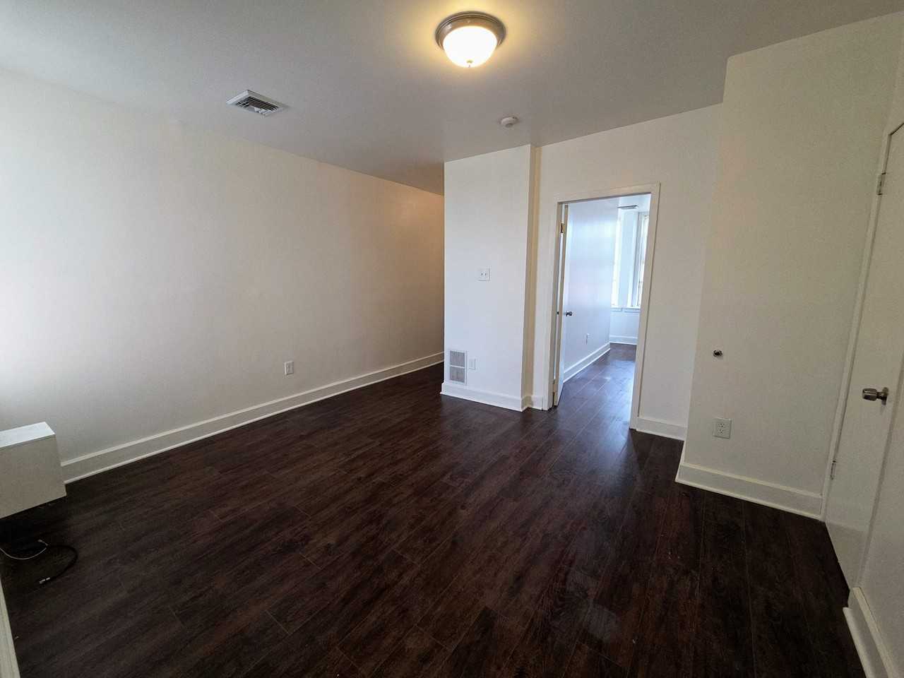 1309 W Allegheny Ave #3 - Photo 7 of 8