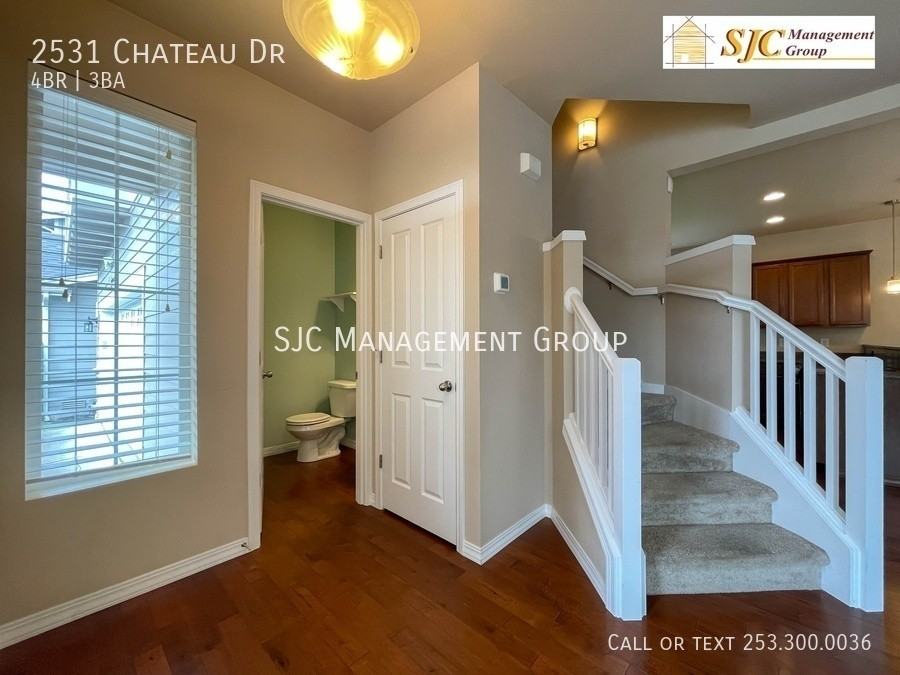 2531 Chateau Dr - Photo 4 of 26