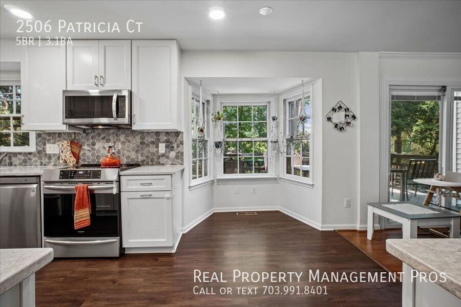2506 Patricia Ct - Photo 4 of 12