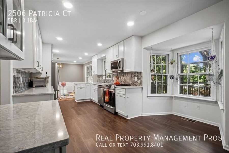 2506 Patricia Ct - Photo 5 of 12