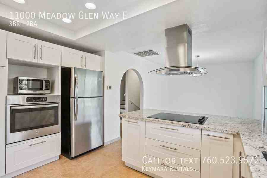 11000 Meadow Glen Way E - Photo 5 of 50
