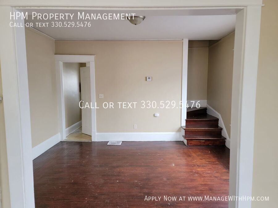 569 E Exchange St - Photo 3 of 9