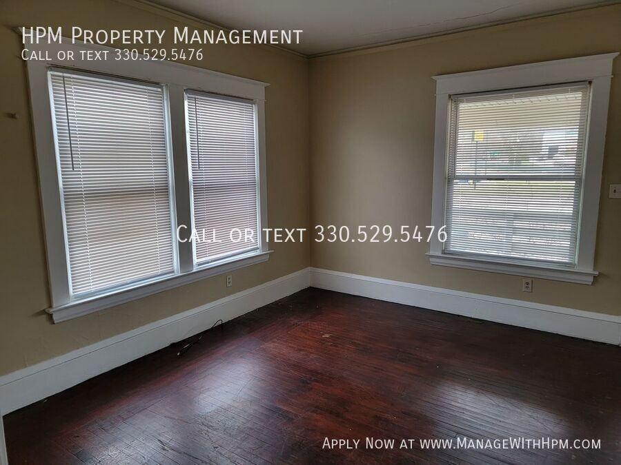 569 E Exchange St - Photo 4 of 9