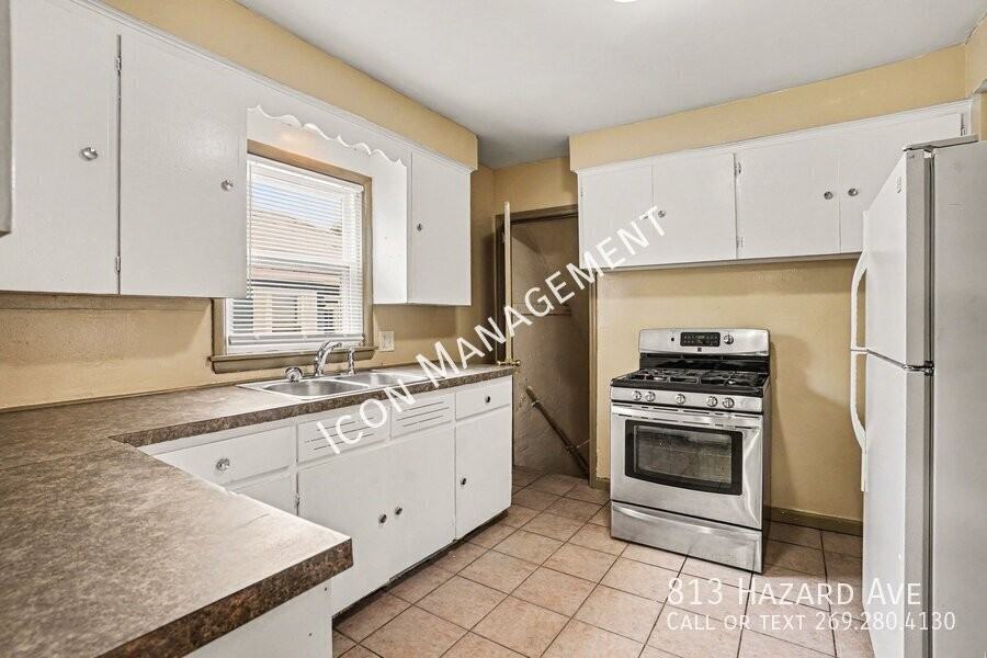 813 Hazard Ave - Photo 5 of 16