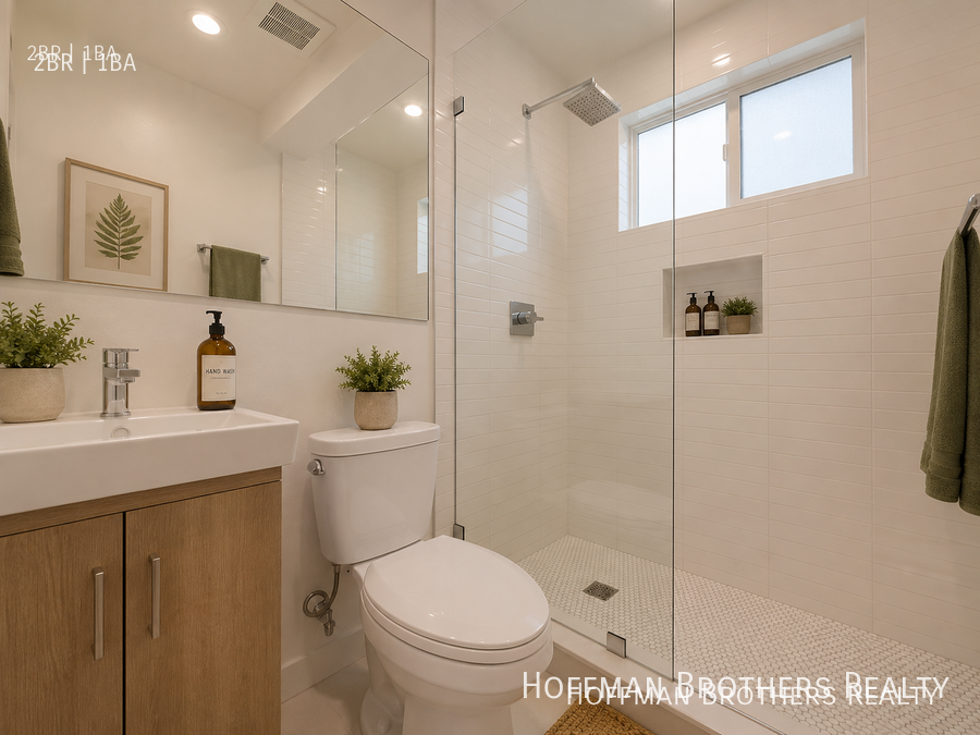 5732 Aldama St #5 - Photo 5 of 7