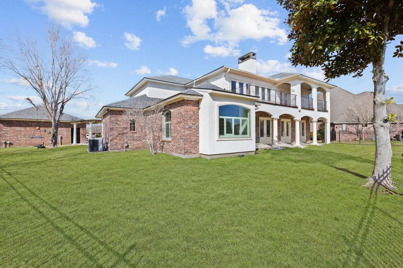 105 Woodbine Dr #NA - Photo 4 of 20