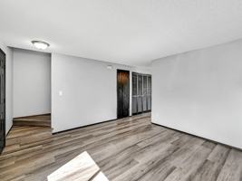 featured image of 912 Algona Blvd N #B