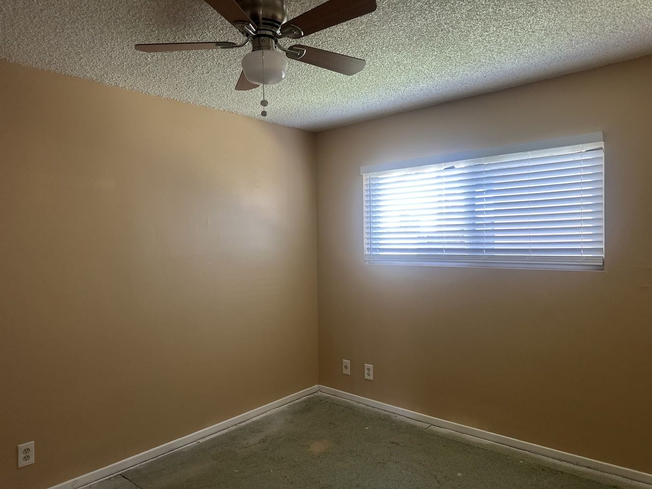 5422 Bishop St - Photo 3 of 8