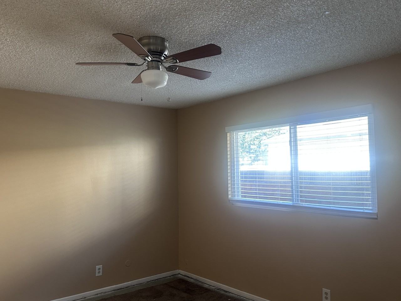 5422 Bishop St - Photo 4 of 8