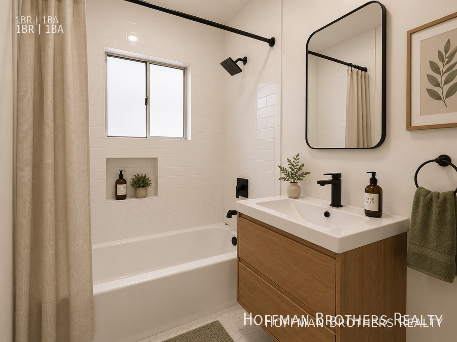 845 W 82nd St - Photo 4 of 4