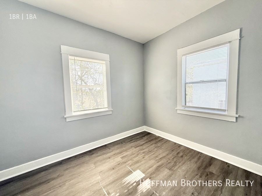429 W Cowles St - Photo 4 of 7