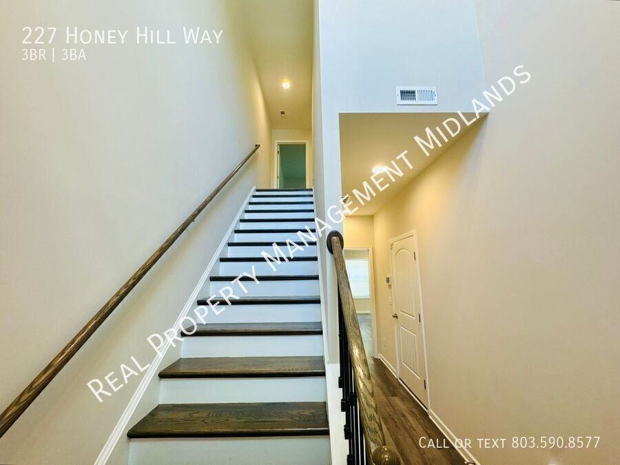 227 Honey Hill Way - Photo 3 of 16