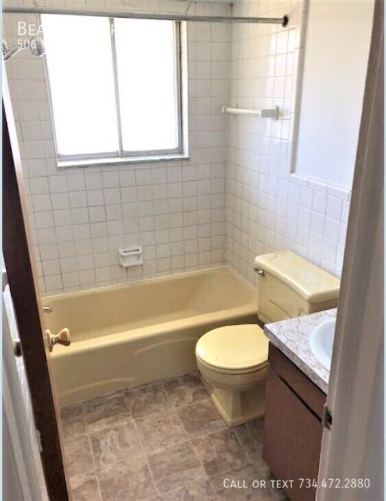 506 N Miami Ave #7 - Photo 7 of 8