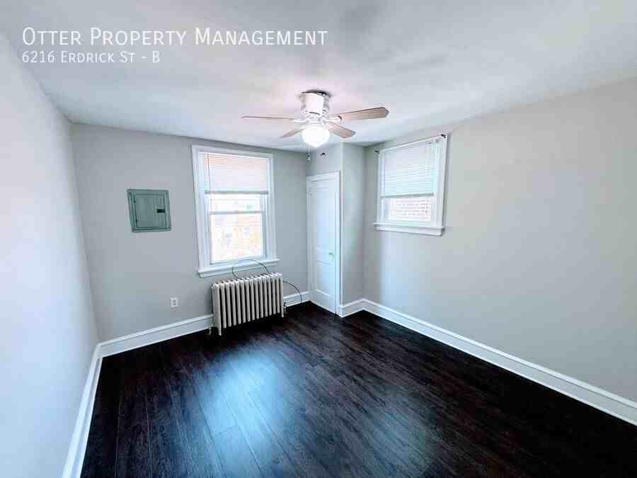 6216 Erdrick St #B - Photo 6 of 25